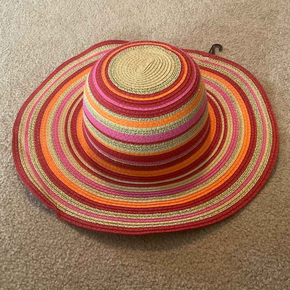 new condition, pretty 😍 orange, pink, and red stripes sunhat
